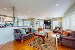 Beautiful multi level home with theater game room and amazing ocean views - Image 2