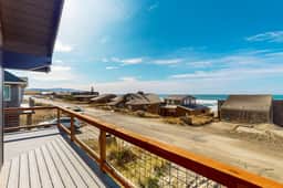 Designer home with stunning ocean and sunset views steps to beach dog friendly - Image 2