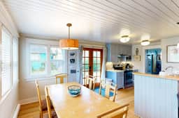 Bright and Airy Cottage Right in Town Across Street from the Beach - Image 5