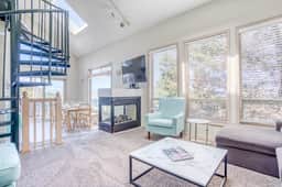 Panoramic Ocean Views & Cozy Coastal Escape - Image 3