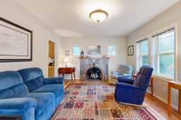 Coastal Craftsman with picture perfect bay views walk to Barview Jetty Beach - Image 3