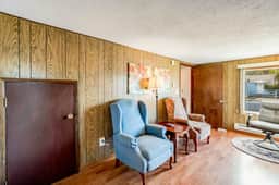 Dog friendly home with water views washer dryer and fireplace close to beaches - Image 2