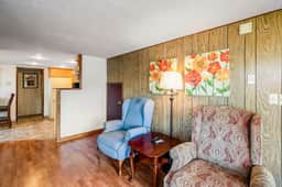 Dog friendly home with water views washer dryer and fireplace close to beaches - Image 5