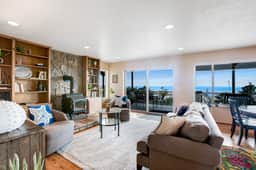 Exquisite Home with Top of the World Views Free WiFi Washer Dryer - Image 3