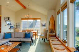 Beachfront home with private beach access fireplace washer dryer yard deck - Image 5