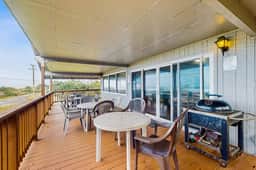 Dog Friendly Oceanfront House with Ocean Views Walk to Beach - Image 3