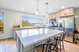 Dog friendly oceanview home one block to beach - Image 5