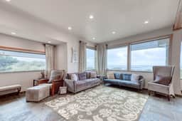 Beachfront home with amazing ocean views entertainment space and balcony - Image 5