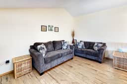 Family Friendly Coastal Home with Free WiFi Washer Dryer and Easy Beach Access - Image 2