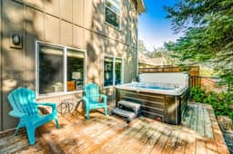 Dog friendly home near the beach with hot tub WiFi Ping Pong and foosball - Image 2