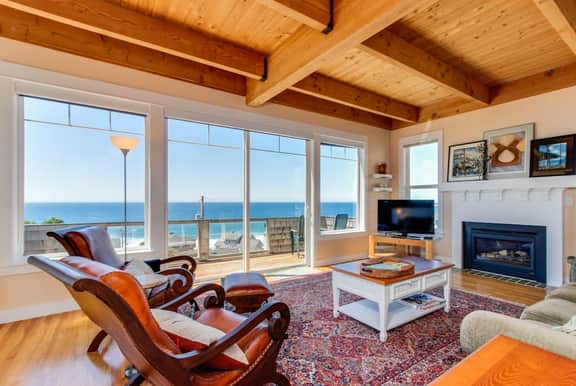 Pristine Home with Stunning Views Short Walk to Beach Right in Town - Image 4