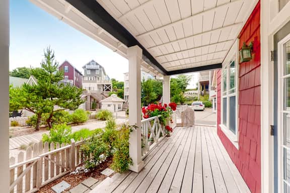 Romantic Oregon Coast Escape with Porch, Fireplace & Garden Charm - Image 2