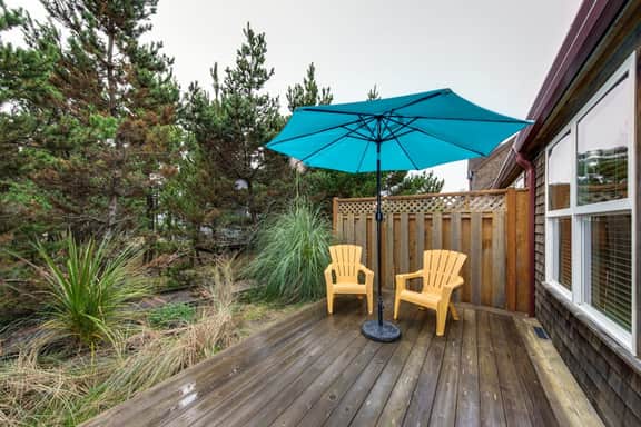 Beautiful modern home with great beach access fireplace and outdoor shower - Image 2