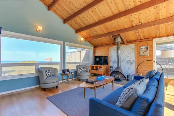 Modern oceanfront home with stunning ocean views and nearby beach access - Image 2