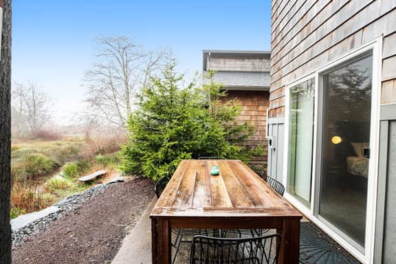 New Family Friendly Home with a Furnished Patio and Tranquil Yard - Image 2