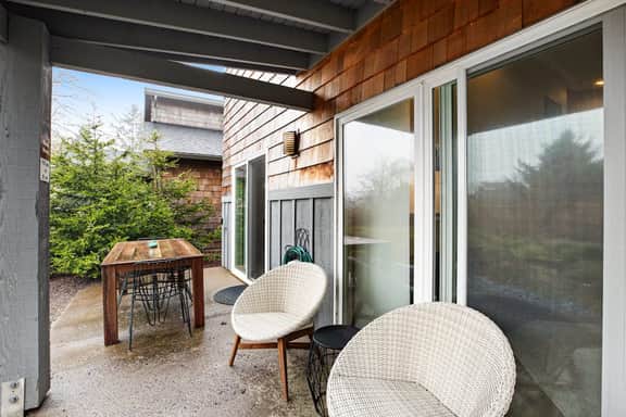 New Family Friendly Home with a Furnished Patio and Tranquil Yard - Image 3