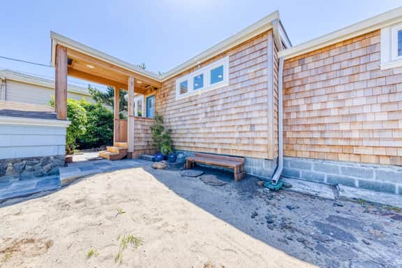 Picturesque Views Just Steps From The Beach - Image 5
