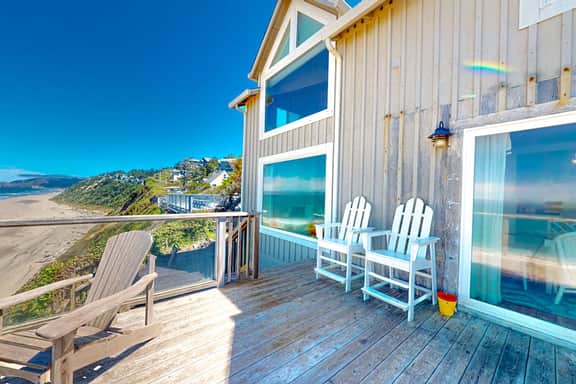 Oceanfront cottage with water view deck gas fireplace and washer dryer - Image 3