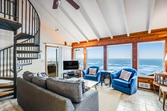 Beachfront Dog Friendly Cottage with Private Hot Tub Fireplace and Ocean Views - Image 3