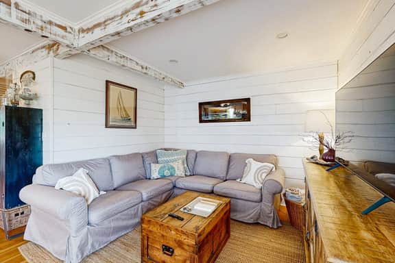 Classic Beach House with Firepit Full Kitchen Fenced Yard Dogs Welcome - Image 2