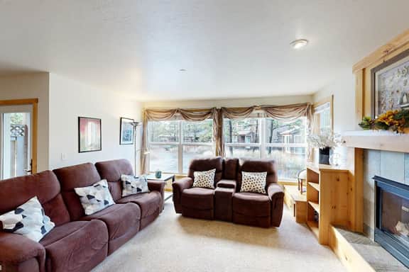 Coastal home walking distance to the beach with outdoor shower and fireplace - Image 3