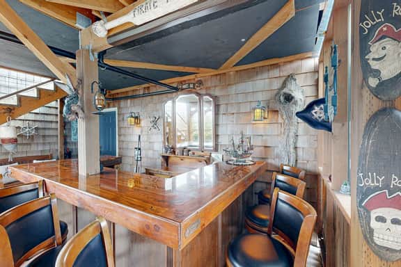 Spacious home with Ocean Views game room office deck patio and grill dogs ok - Image 3