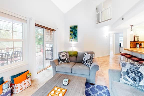 Creekside Home 5 Blocks from the Beach with Fireplace Deck Firepit Fast WiFi - Image 3
