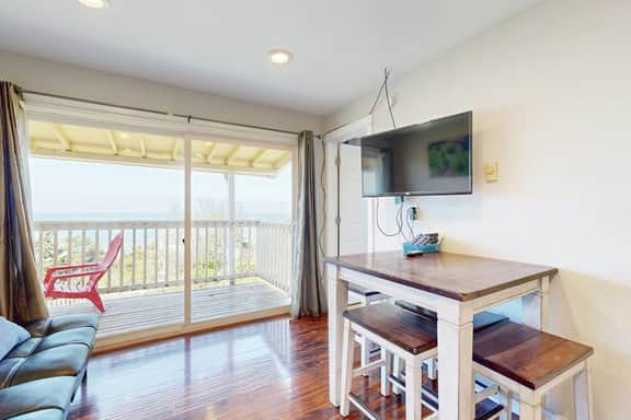 Lovely Oceanview Condo Close to the Beach Dogs Welcome - Image 5