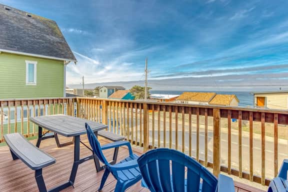 Ocean view home 1 block from the beach with hot tub deck and fireplace - Image 3