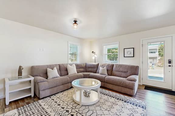Modern Beach Cottage with a covered patio fire pit grill and easy beach access - Image 2