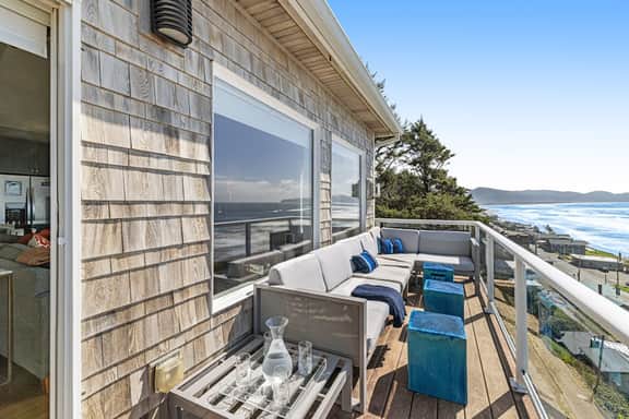 Remodeled home with multiple decks and ocean views short walk to beach - Image 4