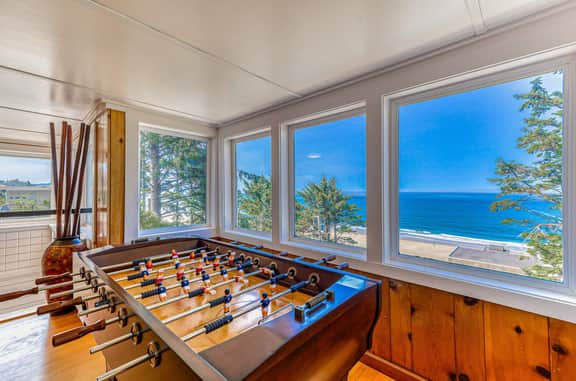 Amazing ocean view escape with seven bedrooms scenic patios and modern interior - Image 3