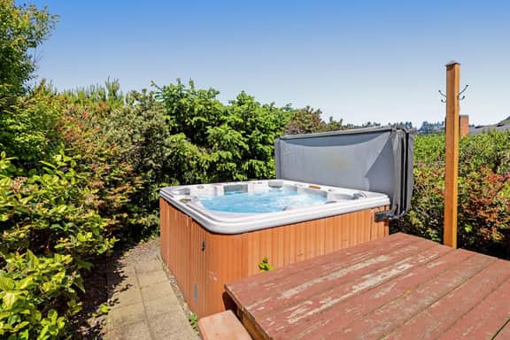 Dog Friendly house with ocean view private hot tub wall of windows - Image 4