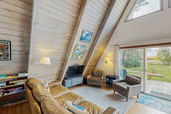 Quiet Coastal Cabin Home with Private Hot Tub Less Than a Block From Beach - Image 2