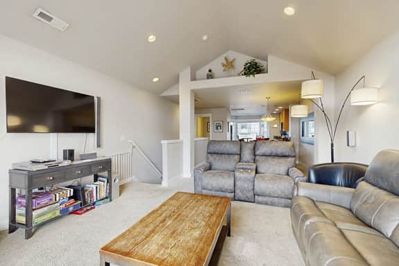 Dog friendly beach condo in a great location for exploring Rockaway Beach - Image 5