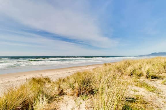 Dog friendly beach condo in a great location for exploring Rockaway Beach - Image 4