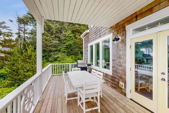 Ocean view home with hot tub game room furnished deck and fireplaces - Image 4