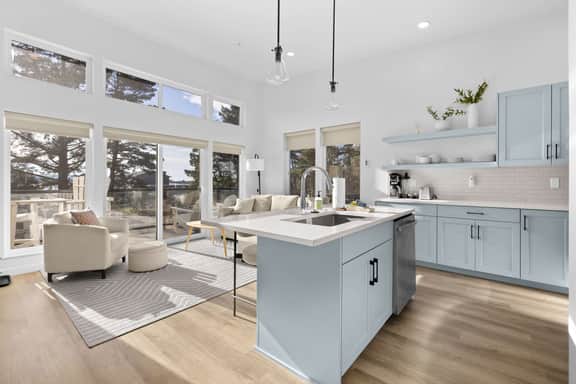 Modern Lincoln City loft near Siletz Bay, Taft Beach, and D River - Image 4
