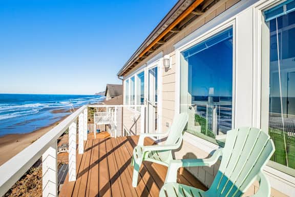 Dog friendly oceanfront home with views fireplace hot tub and washer dryer - Image 4