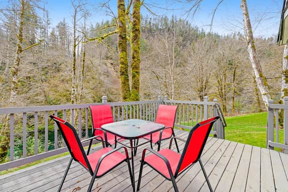 Dog friendly waterfront home on the Wilson River with great views deck and WiFi - Image 5