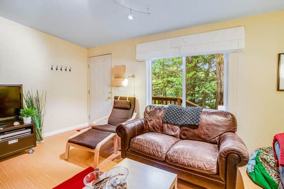 Dog-Friendly Retreat with Deck, Fire Pit & Walk to Beach - Image 5