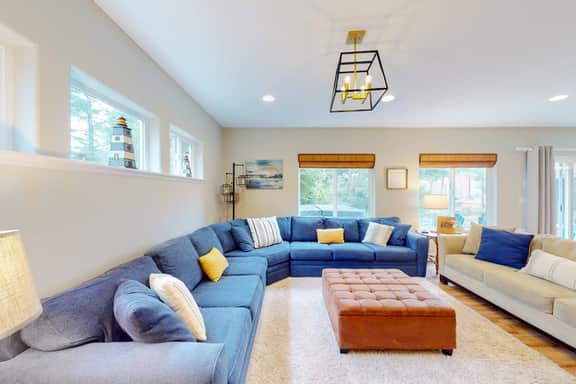 Dog friendly home near the beach with hot tub WiFi Ping Pong and foosball - Image 5