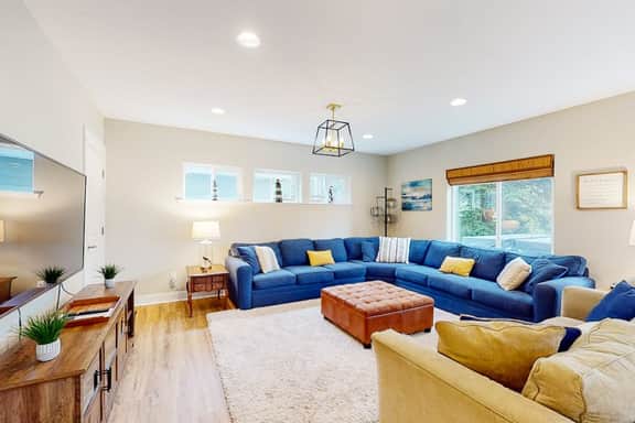 Dog friendly home near the beach with hot tub WiFi Ping Pong and foosball - Image 3