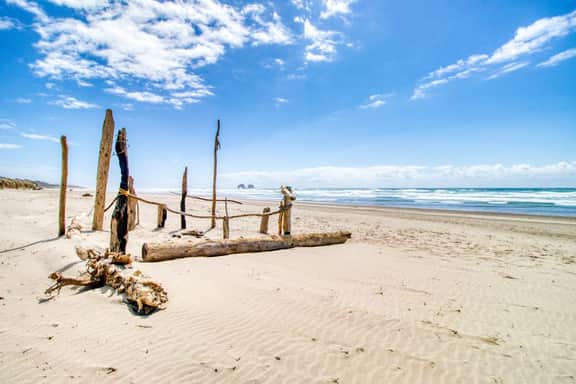 Family Friendly House Near the Beach with a Gas Fireplace Dogs Welcome - Image 2