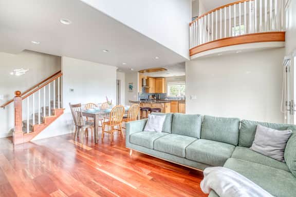 Spacious coastal retreat | 3-min walk to beach | Decks & mountain views - Image 5