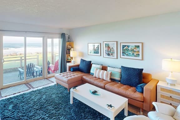 Beautiful ocean front condo with stunning views WiFi steps to beach - Image 1