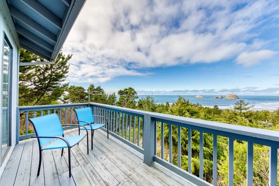 Stunning home with ocean view spacious deck with nice view - Image 1