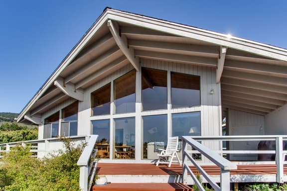 Dog Friendly house with ocean view private hot tub wall of windows - Image 1