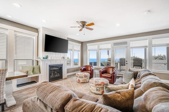 Gorgeous Ocean View Home with Private Hot Tub Fast WiFi Gas Fireplaces and with D - Image 1