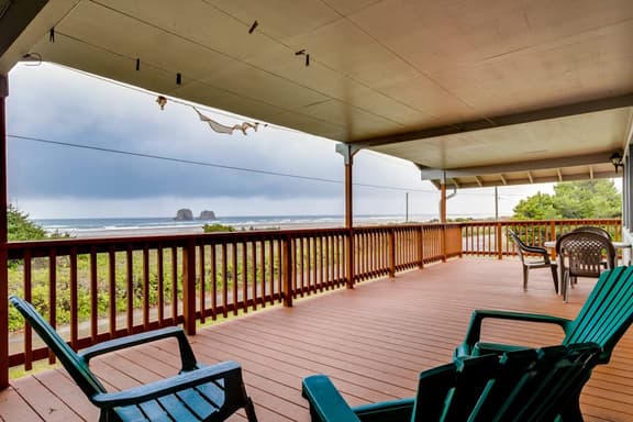 Dog Friendly Oceanfront House with Ocean Views Walk to Beach - Image 1